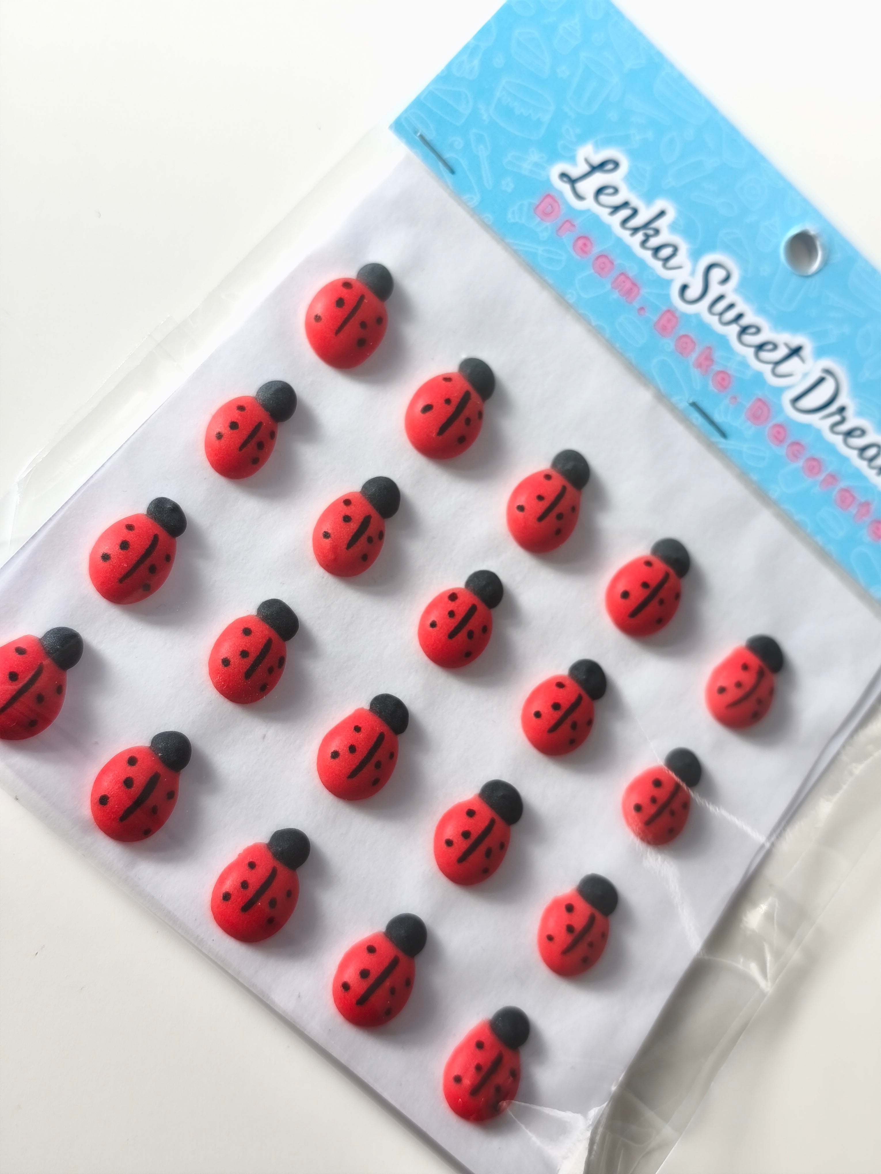 Βρώσιμες πασχαλίτσες από royal icing